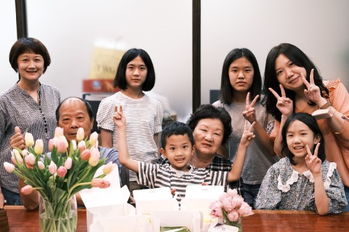 EC0DE12D 9C2E 44DC 8A11 2E39E1AE324A